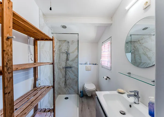 Nyaraló Maison De Pres Du Centre *